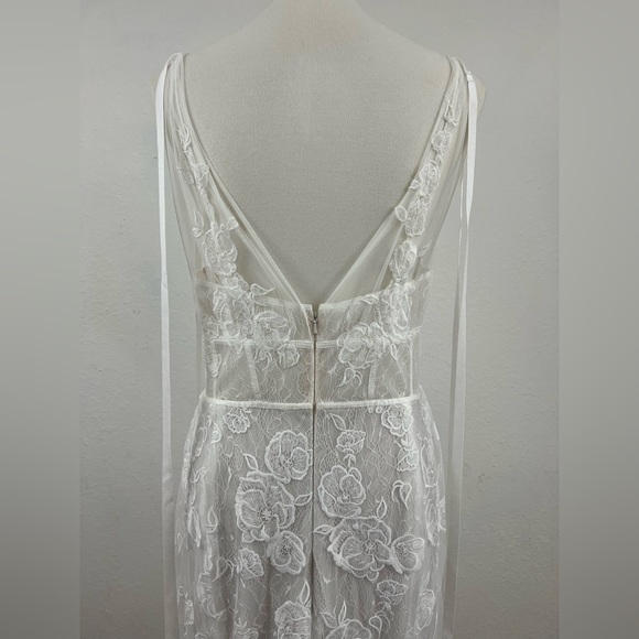 Willowby by Watters Aileene Wedding Dress - Picture 10 of 15